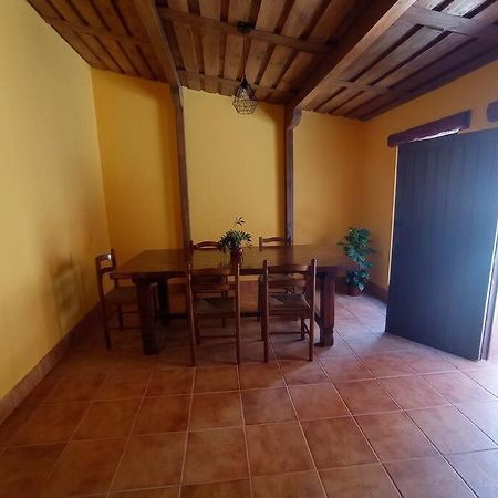 Villa Agradable Casa Antigua Reformada Con Patio Espejon Esterno foto