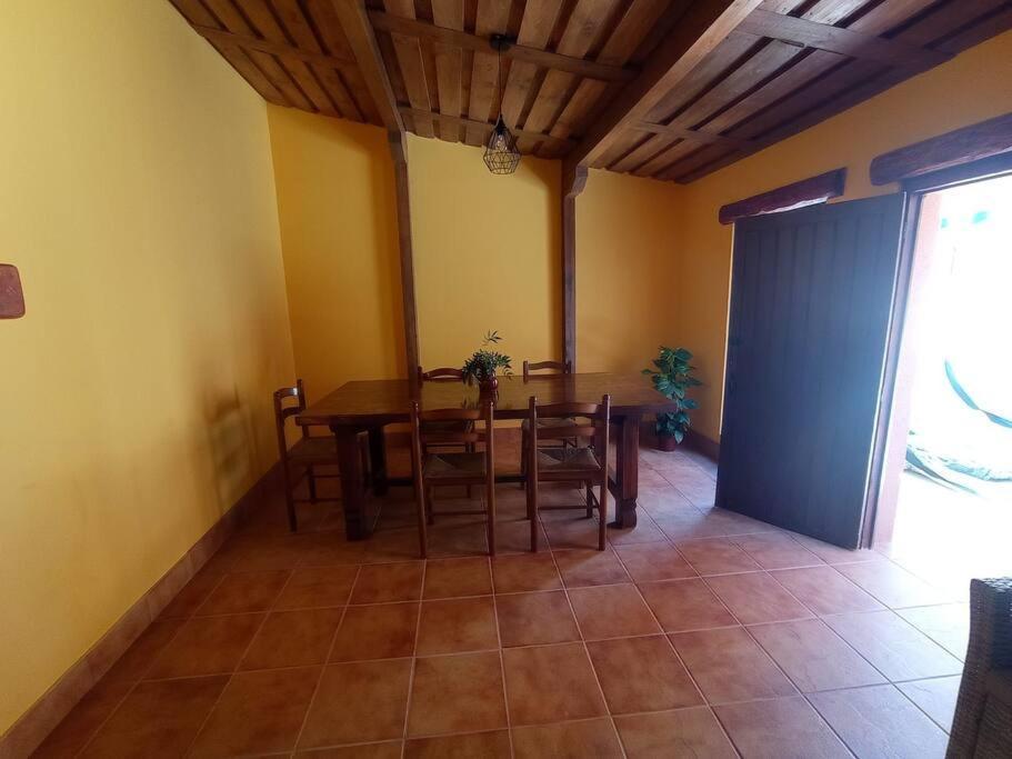 Villa Agradable Casa Antigua Reformada Con Patio Espejon Esterno foto